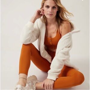 NWT Athleta Ultimate Zip Front Bra A-C Size XS